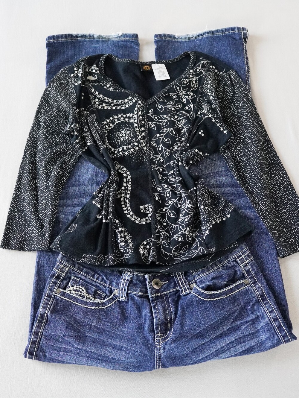 Bila Black White Patchwork Sequin Floral Cotton Top Size Small